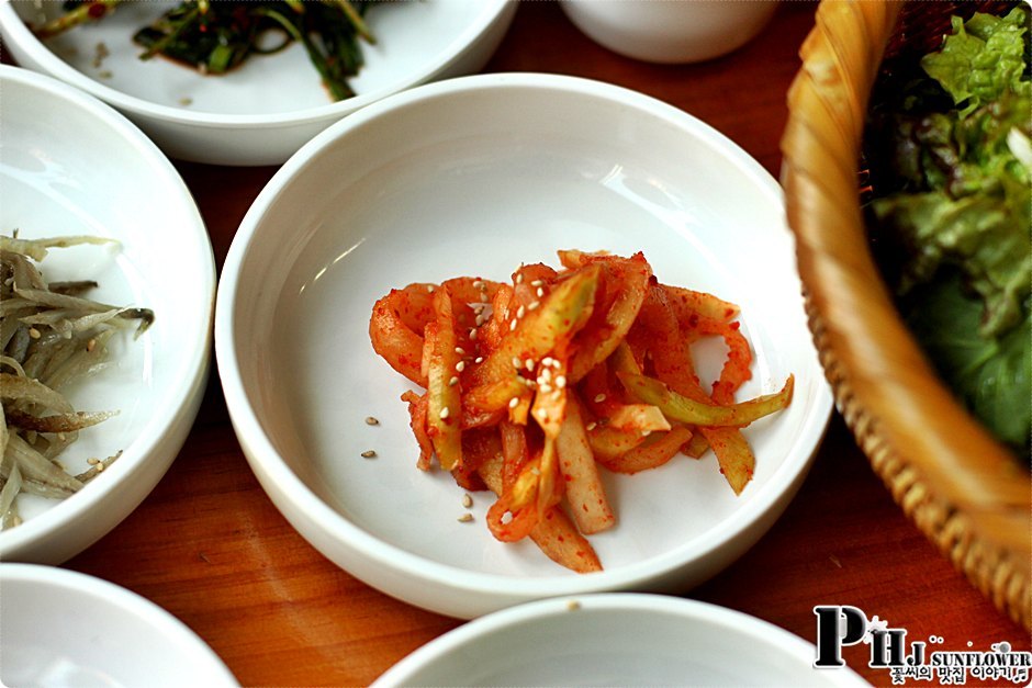 수유맛집-우렁된장,삼겹살,13첩찬,보리밥등등이 9천원?너무푸짐해-영희네