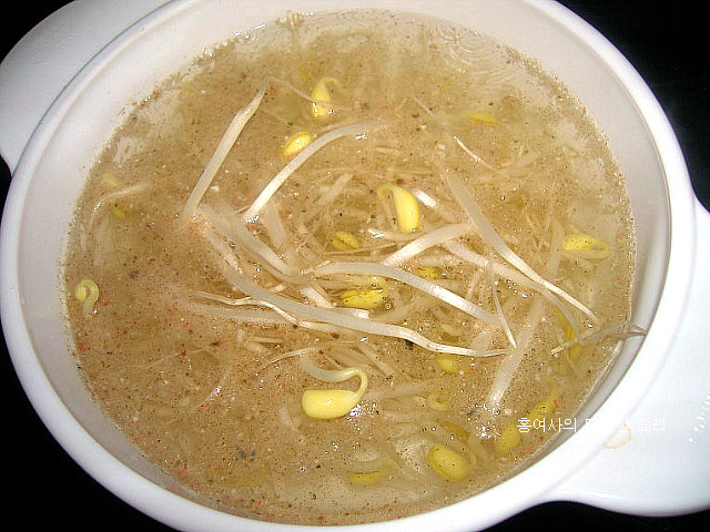 제철 겨울 보양식-굴 국밥과 굴전
