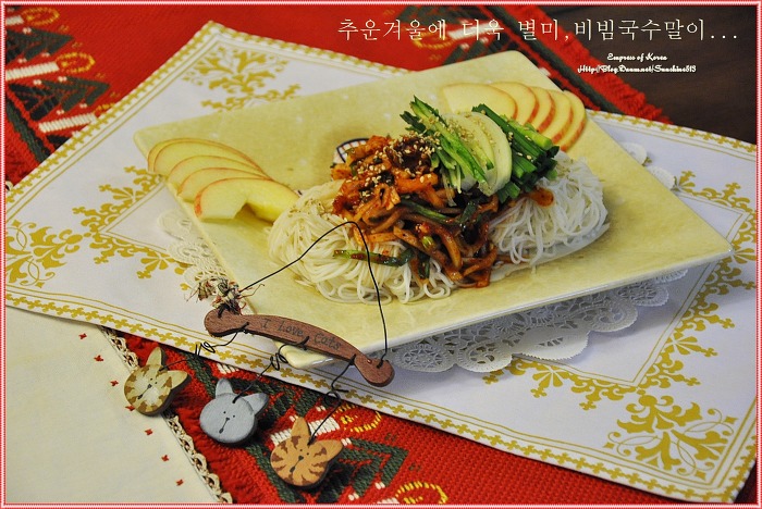 돌돌말이국수 이미지