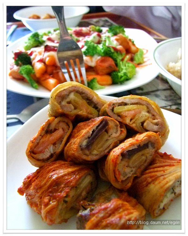 돼지랑김치랑 이미지