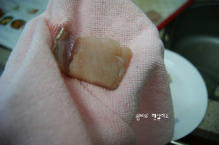 제철 맞은 민어로 양념 조림 만들었어요