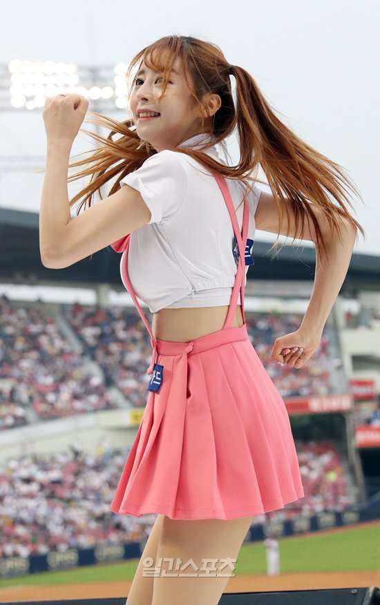 LG 치어리더 최하윤