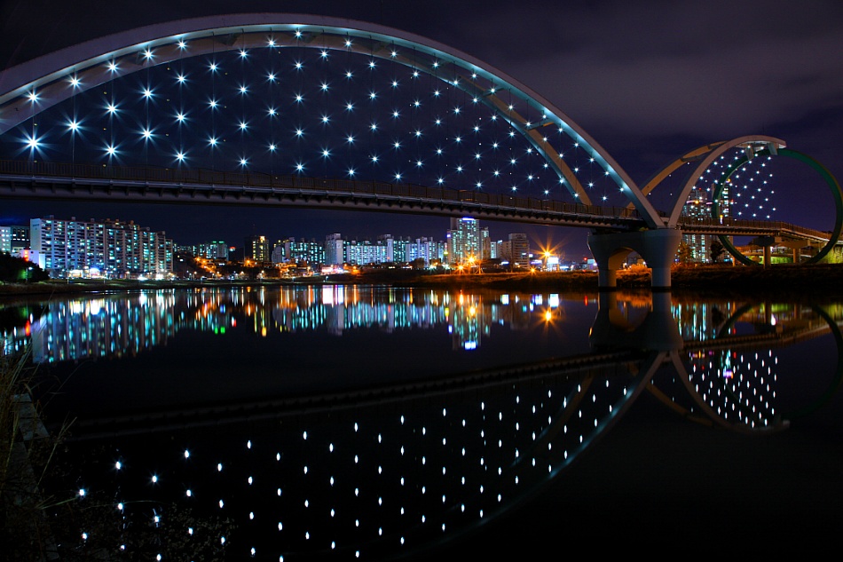 2013년12월28일=울산/남산루 에서 바라본 태화강.십리대밭교 야경