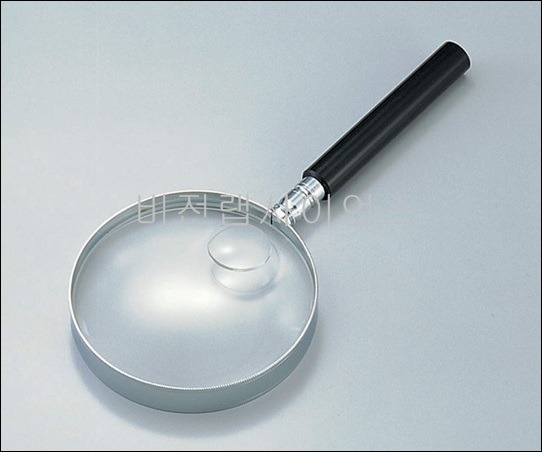 파라사이트.확대경,MAGNIFIER,PARA-SITE