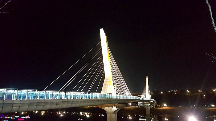 동촌해맞이다리 의 야경...