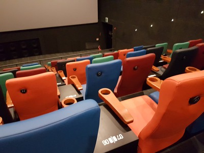 사육사스트릿 이미지