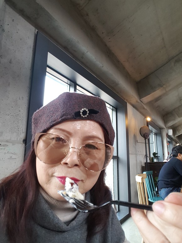 못먹은 빵을 위해~~