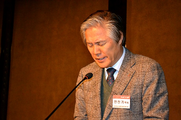 9998733B5E073E8D2A42EC
